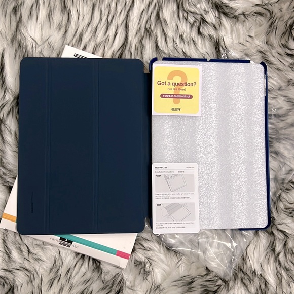 IPad Case NWT in Navy Blue iPad Slim 9.7 Inch 5th/ 6th Gen 2017/ 2018 - Picture 3 of 12